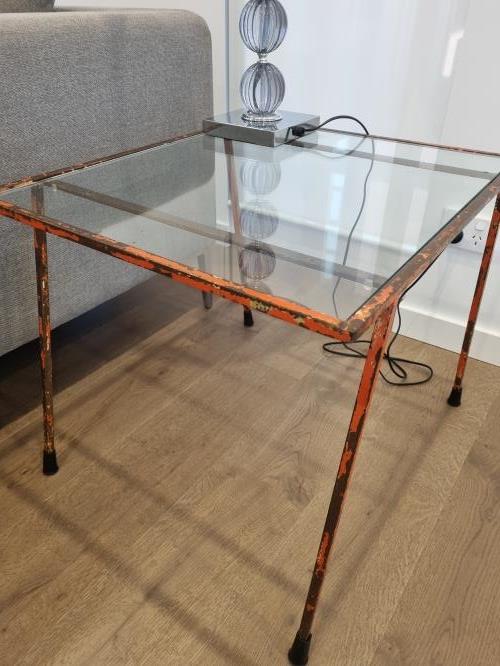 Second-hand Side Table - Photo 2)
