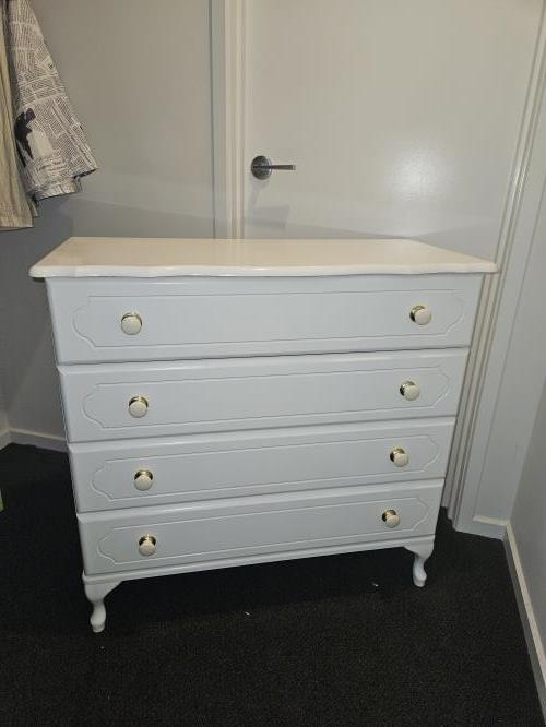 Second-hand Chest of Drawers - Photo 2)