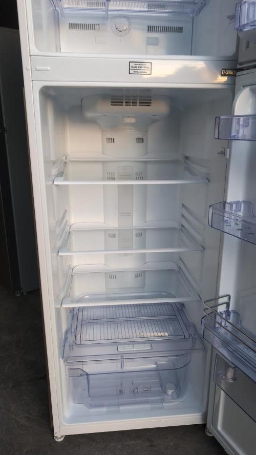 Second-hand Beko 323L Top Mount Fridge - Photo 2)