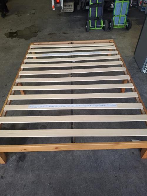 Second-hand Queen Size Bed Frame - Photo 2)