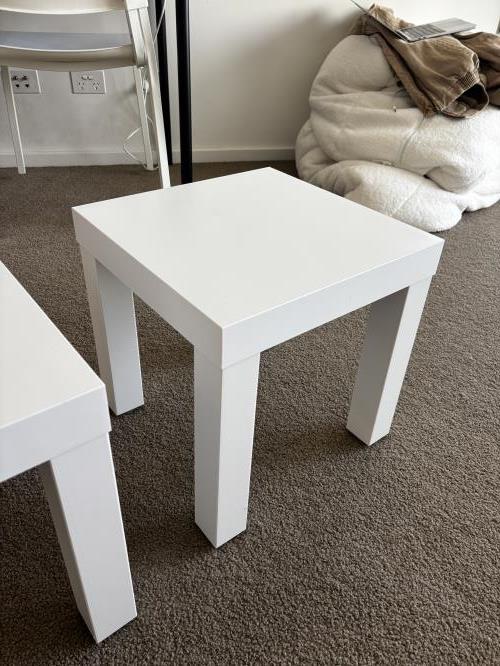 Second-hand Set of 2 IKEA Side Tables - Photo 2)