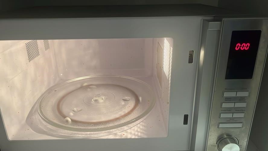 Second-hand Contempo Microwave - Photo 2)