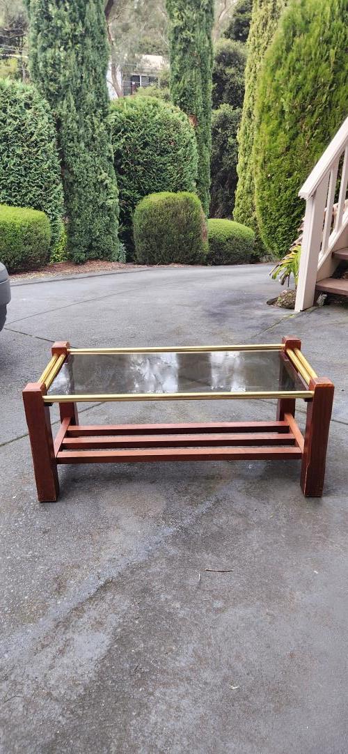 Second-hand Coffee Table - Photo 2)
