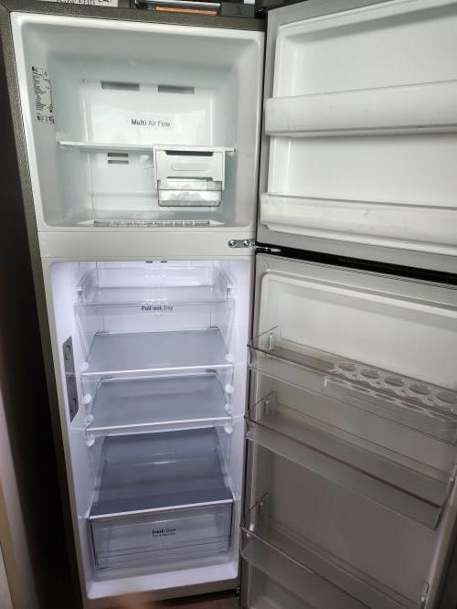 Second-hand LG 266L Top Mount Fridge - Photo 2)