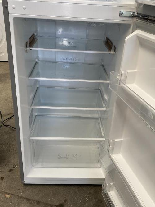 Second-hand Esatto 236L Top Mount Fridge - Photo 2)