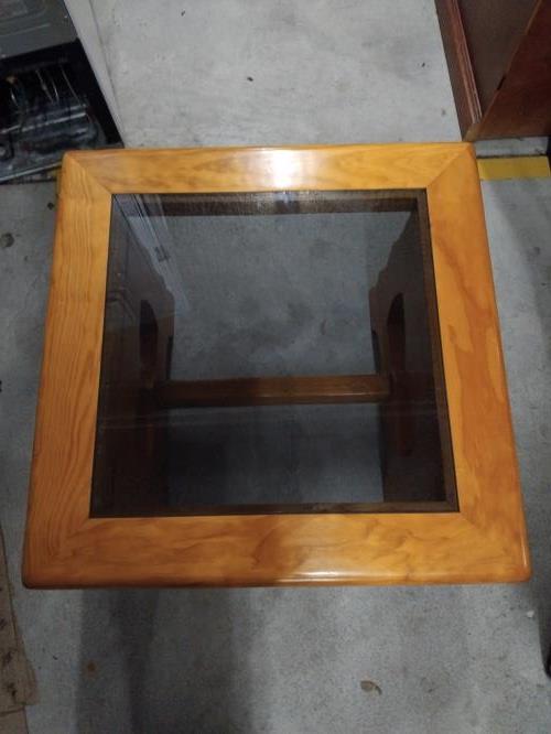 Second-hand Coffee Table - Photo 2)