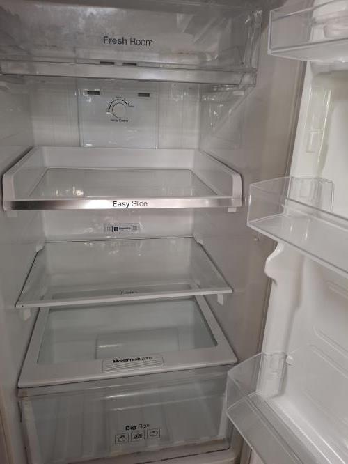 Second-hand Samsung 341L Top Mount Fridge - Photo 2)