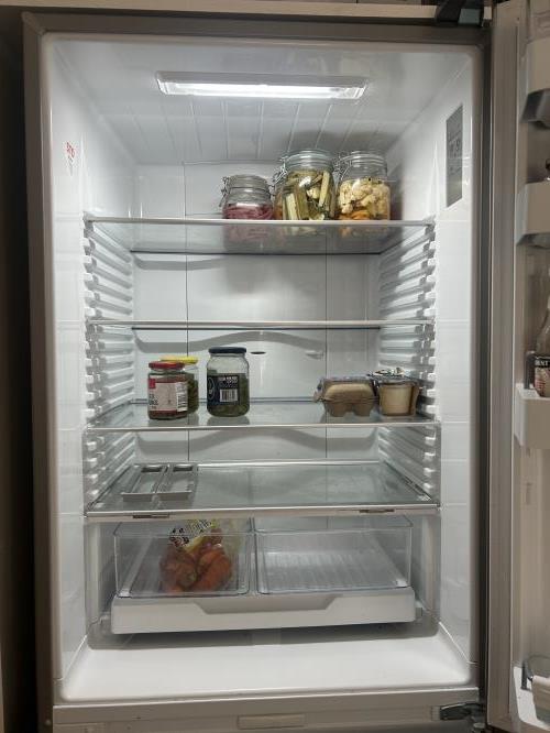 Second-hand Fisher & Paykel 442L Bottom Mount Fridge - Photo 2)