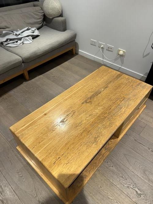 Second-hand Coffee Table - Photo 2)