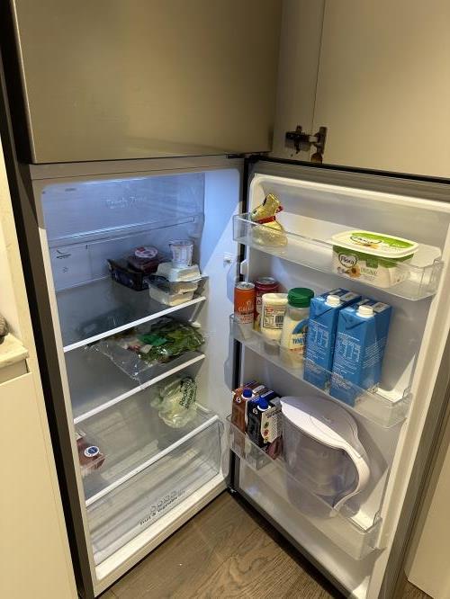 Second-hand Hisense 326L Top Mount Fridge - Photo 2)