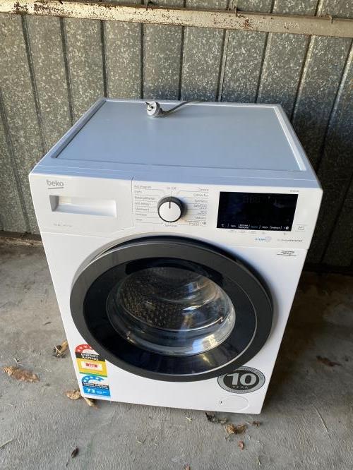 Second-hand Beko 8.5kg Front Load Washing Machine - Photo 2)