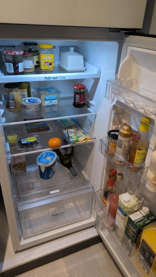 Second-hand LG 254L Top Mount Fridge - Photo 2)