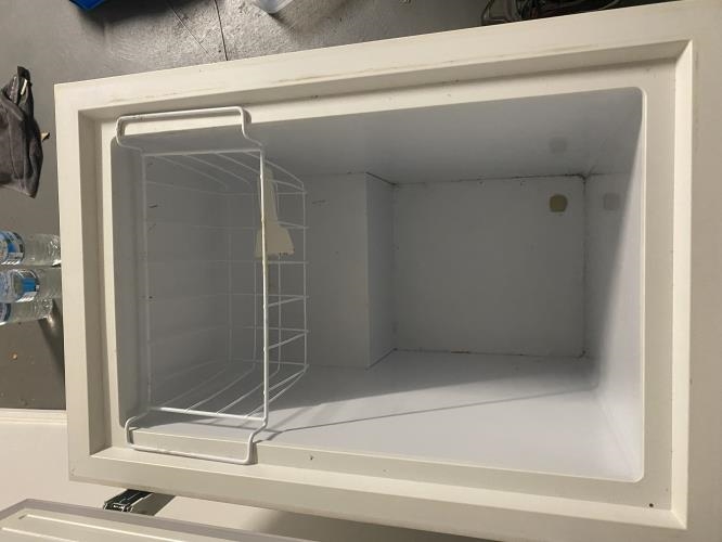 Second-hand Westinghouse 142L Freezer - Photo 2)