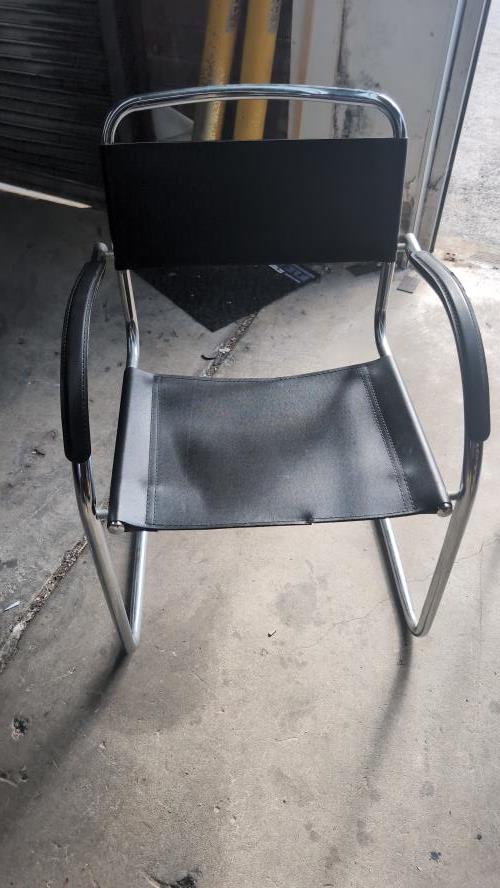 Second-hand Chair - Photo 2)