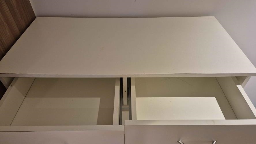 Second-hand Chest of Drawers - Photo 2)