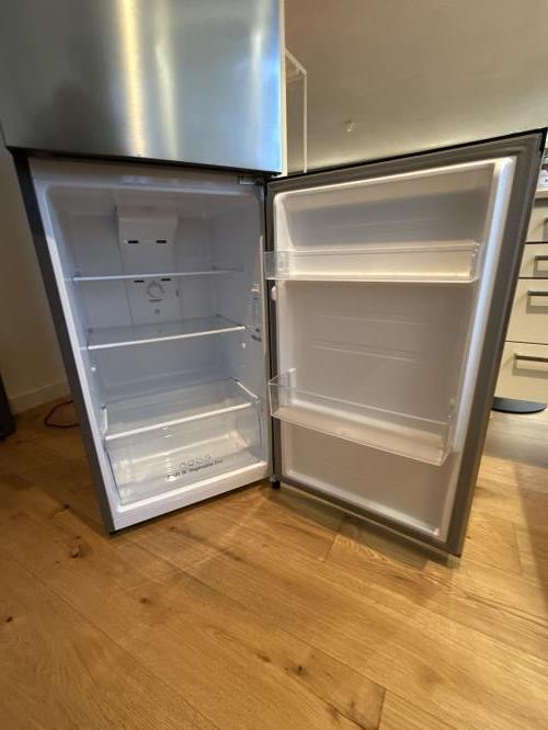 Second-hand Hisense 205L Top Mount Fridge - Photo 2)