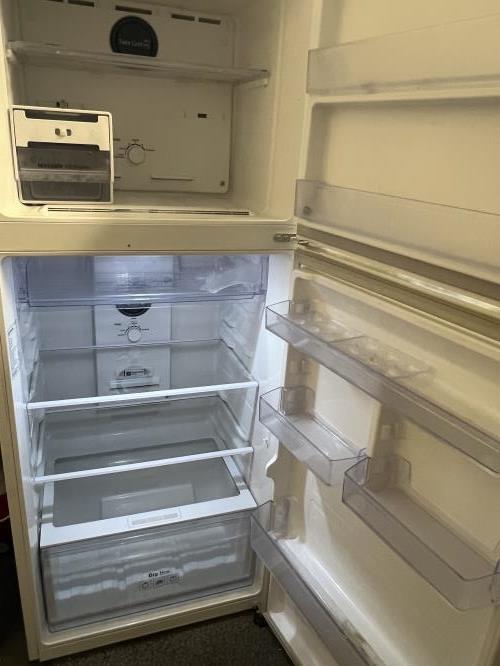 Second-hand Samsung 400L Top Mount Fridge - Photo 2)