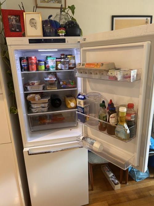 Second-hand LG 306L Bottom Mount Fridge - Photo 2)