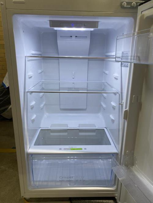 Second-hand Chiq 202L Top Mount Fridge - Photo 2)