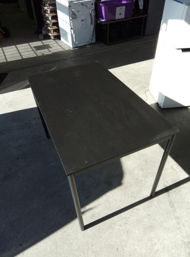 Second-hand Table - Photo 2)