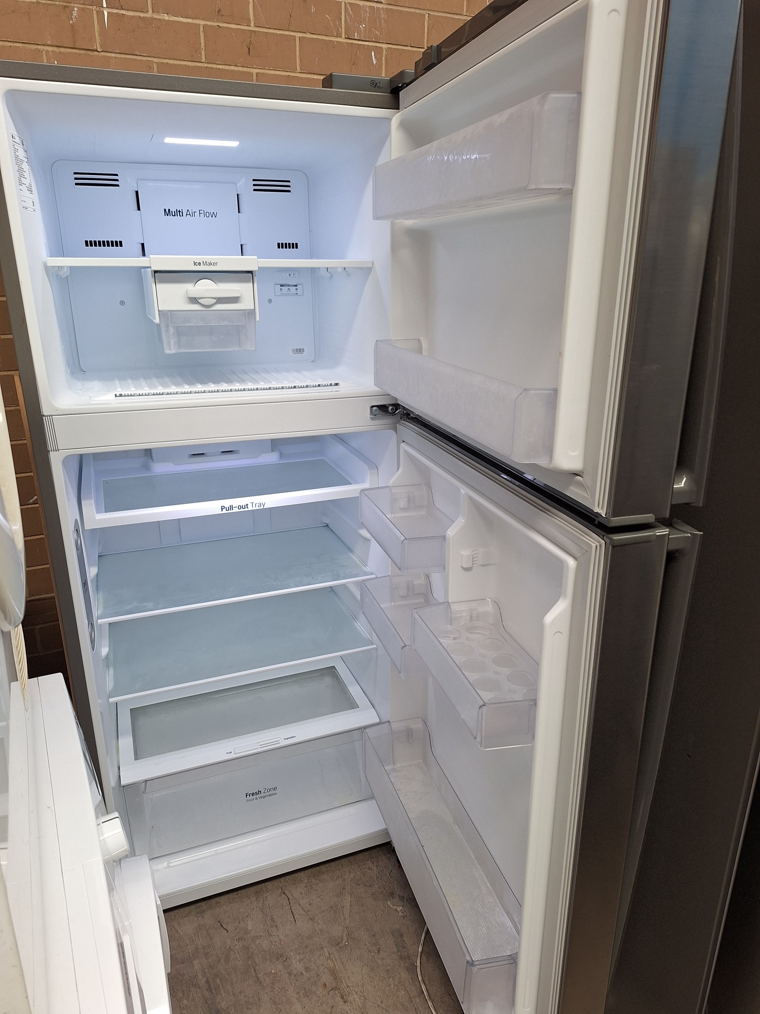 Second-hand LG 410L Top Mount Fridge - Photo 2)