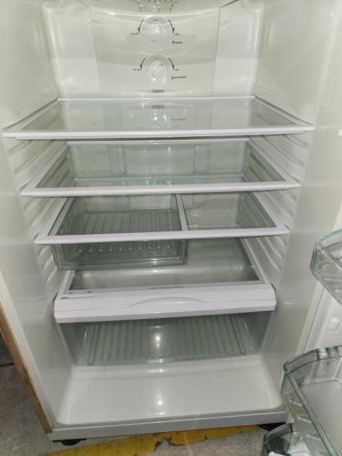Second-hand Westinghouse 416L Top Mount Fridge - Photo 2)