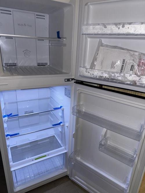 Second-hand Chiq 202L Top Mount Fridge - Photo 2)