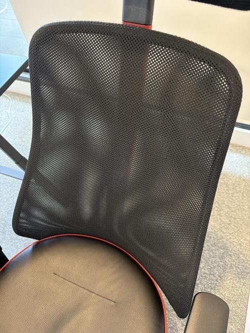 Second-hand IKEA MATCHSPEL Gaming Chair - Photo 2)