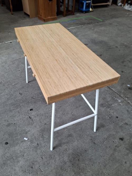 Second-hand IKEA Desk - Photo 2)