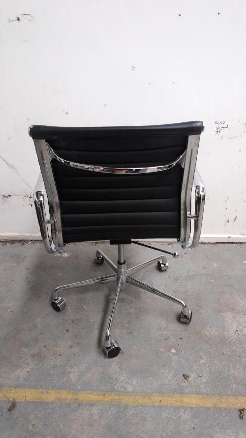 Second-hand Office Swivel Chair - Photo 2)