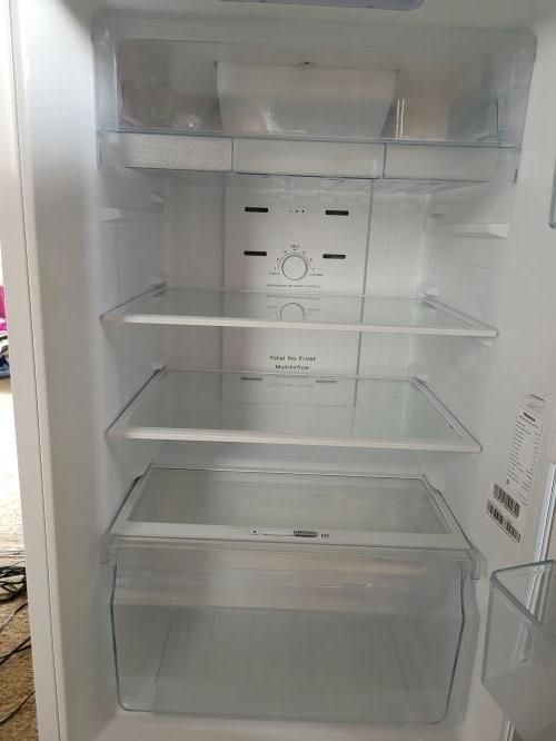 Second-hand Hisense 230L Top Mount Fridge - Photo 2)