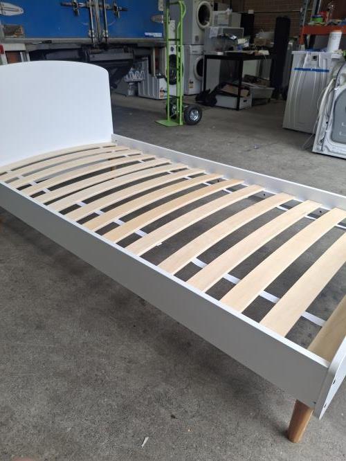 Second-hand Single Bed Frame - Photo 2)