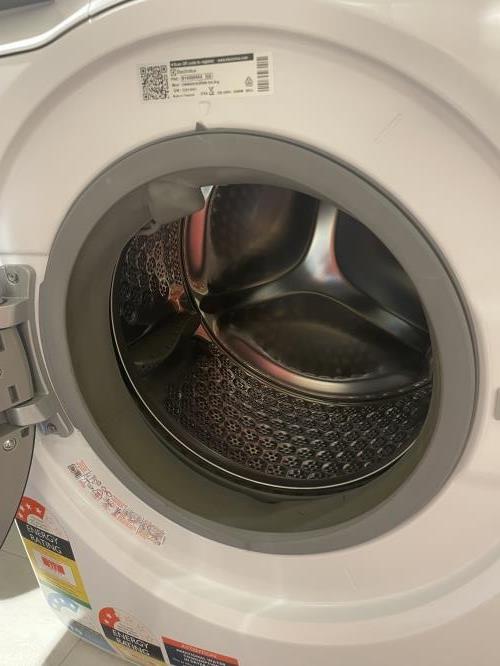 Second-hand Electrolux 8kg / 4.5kg Washer-Dryer Combo - Photo 2)