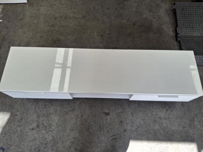 Second-hand Entertainment Unit - Photo 2)