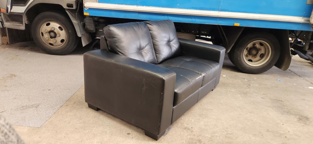 Second-hand Two Seater Sofa - Photo 2)