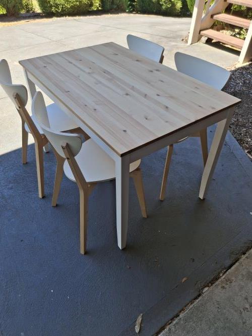 Second-hand Dining Table with 4 Chairs - Photo 2)