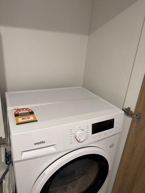 Second-hand Esatto 8kg Dryer - Photo 2)