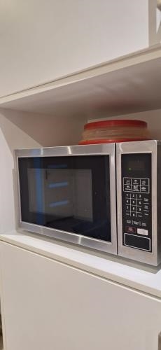 Second-hand Anko Microwave - Photo 2)