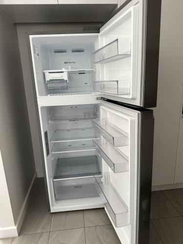 Second-hand LG 315L Top Mount Fridge - Photo 2)