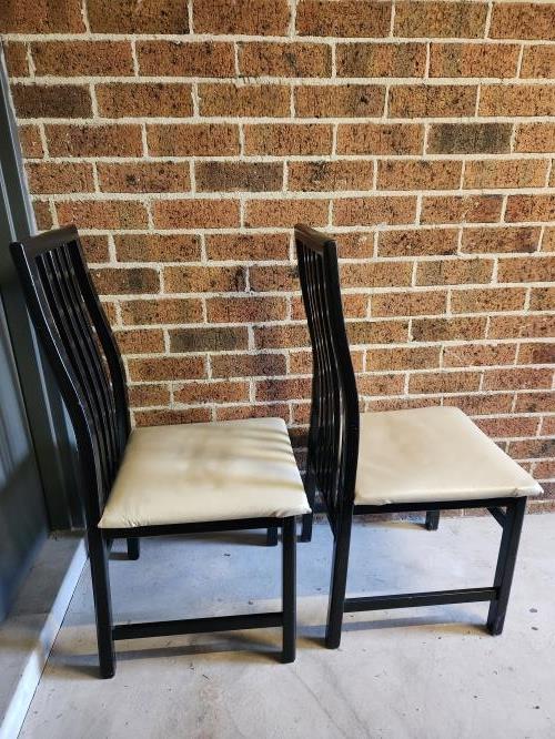 Second-hand Set of 2 Dining Chairs - Photo 2)