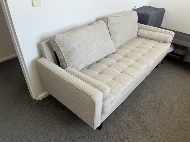 Second-hand Three Seater Sofa - Photo 2)
