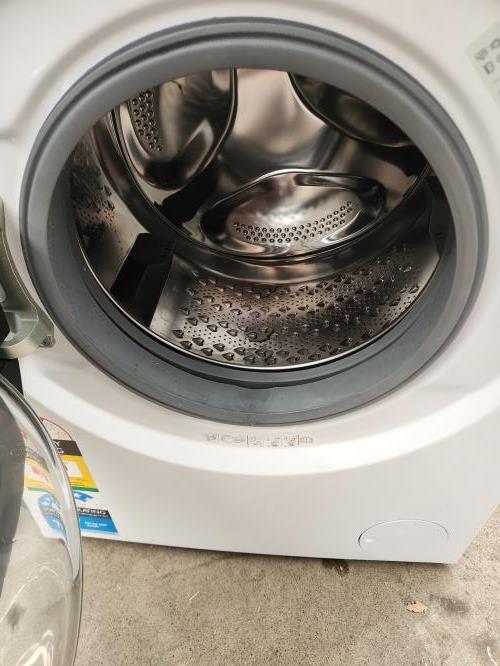 Second-hand Beko 9kg Front Load Washing Machine - Photo 2)