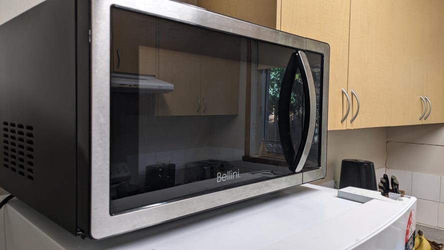 Second-hand Bellini Microwave - Photo 2)