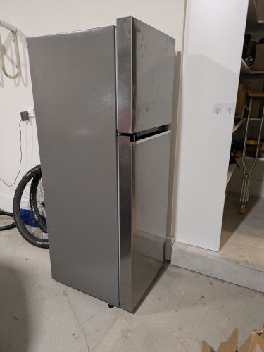 Second-hand LG 243L Top Mount Fridge - Photo 2)