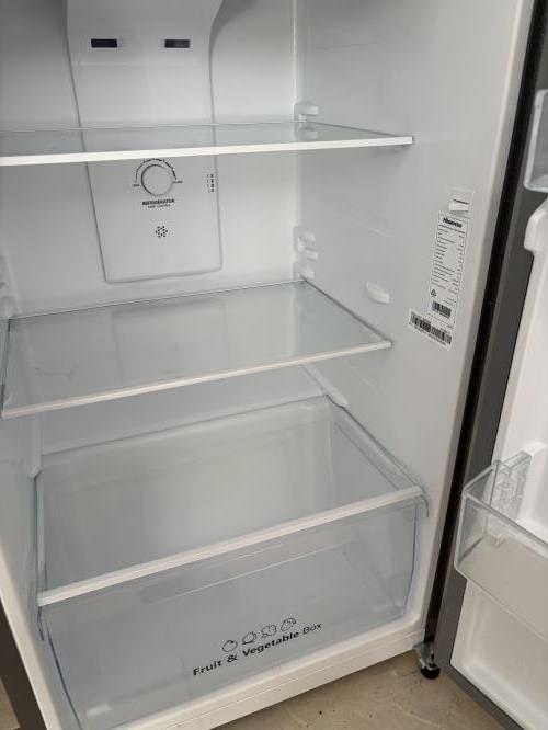 Second-hand Hisense 205L Top Mount Fridge - Photo 2)
