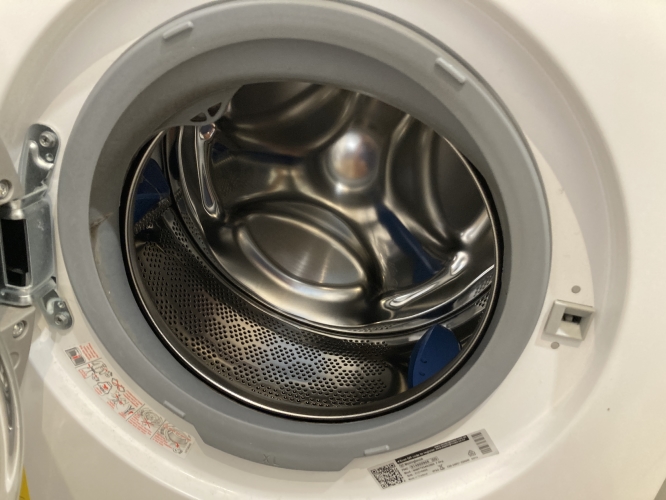 Second-hand Westinghouse 7.5kg Front Load Washing Machine - Photo 2)