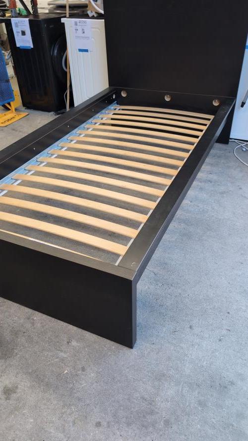 Second-hand Single Bed Frame - Photo 2)