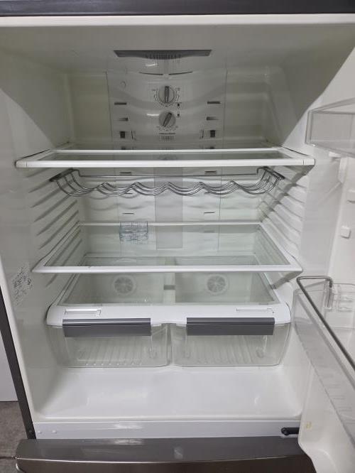Second-hand Electrolux 510L Bottom Mount Fridge - Photo 2)