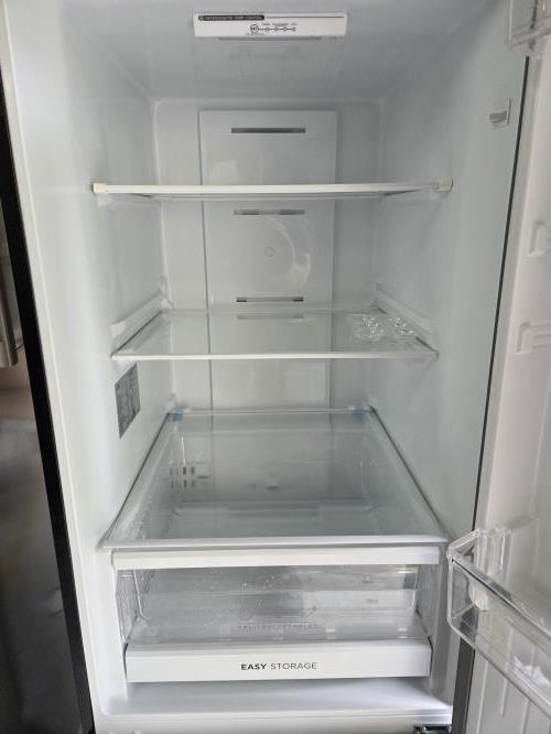 Second-hand Solt 325L Bottom Mount Fridge - Photo 2)