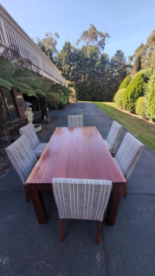 Second-hand Dining Table with 6 Chairs - Photo 2)